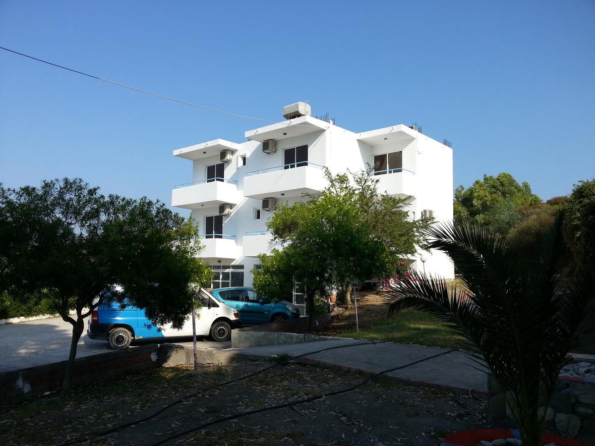 Saint George Ecotel Kalavarda Exterior photo